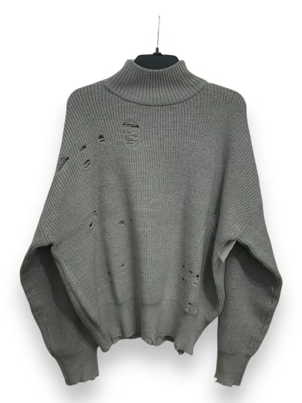 Sweater By Cmc In Grey, Size: L