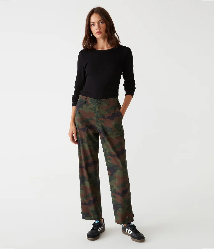 Chic Outfits Maxine Twill Camo Convertible Pant