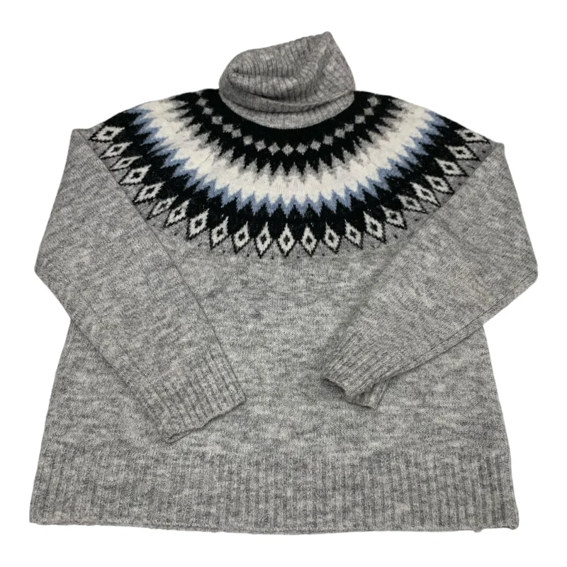 Sweater By Aspen In Grey, Size: M