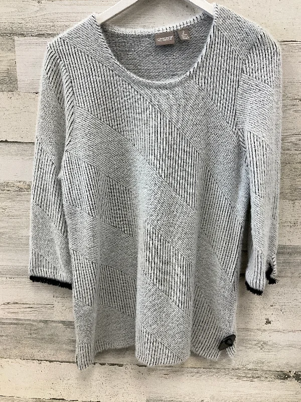 Sweater By Chicos In Grey, Size: Xs