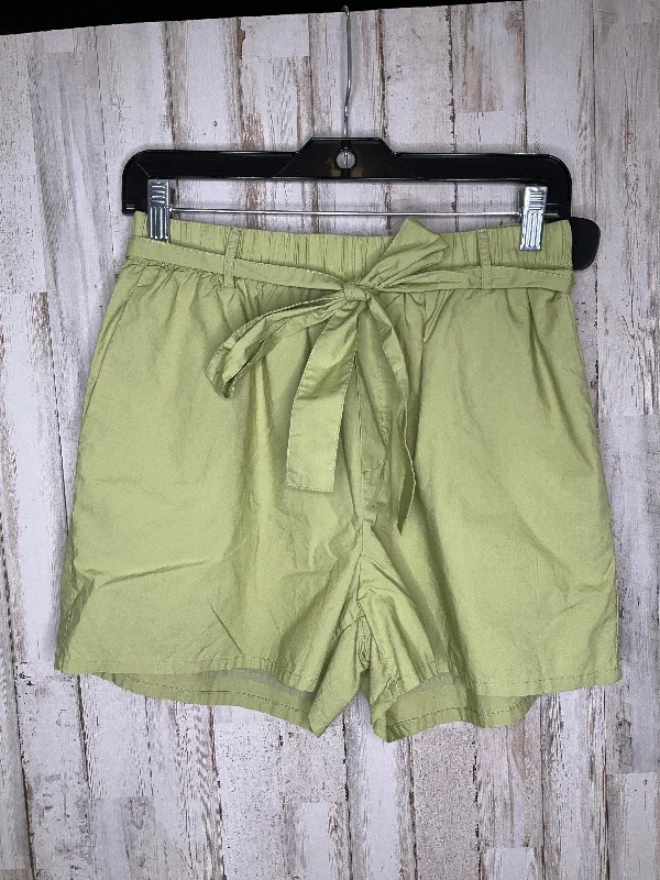 Green Shorts Sunday, Size 4