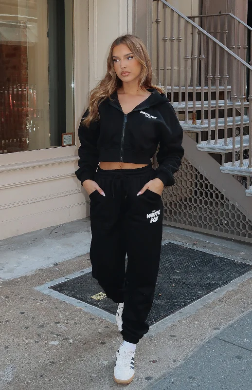 Chic Styles Offstage Sweatpants Monochrome