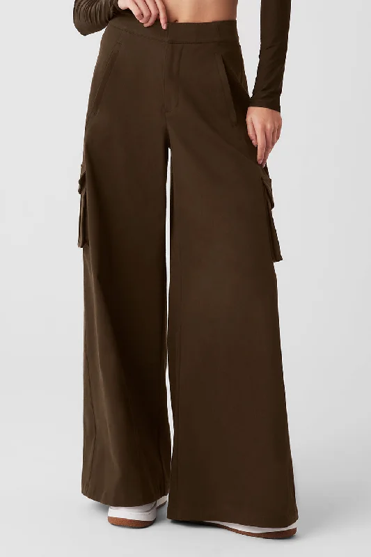 Chic Style, Always In Vogue Show Off Cargo Wide Leg Trouser - Espresso