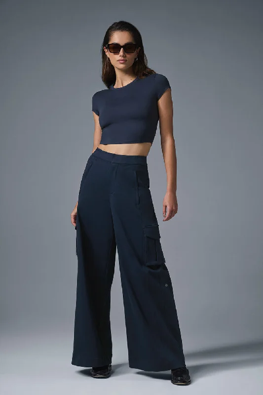 Dive Into Trendy Styles Show Off Cargo Wide Leg Trouser - Navy